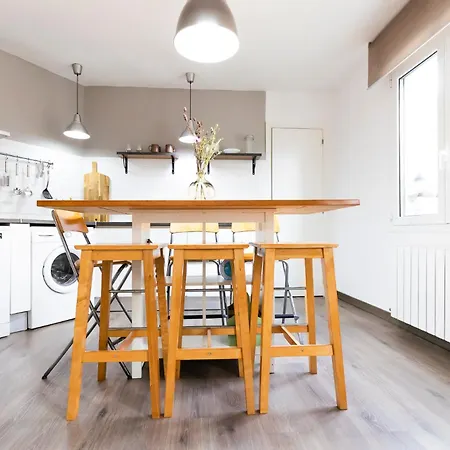 Lejlighed Akomodat En Luminoso Junto Al Paseo De La Ria Bilbao