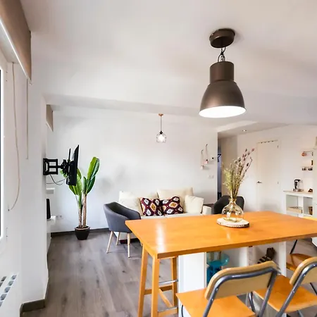 Apartment Akomodat En Luminoso Junto Al Paseo De La Ria Bilbao