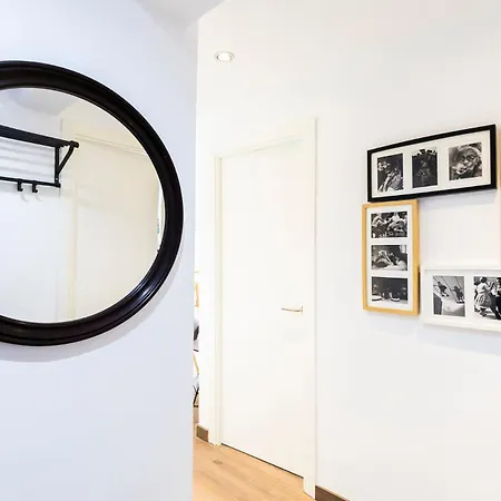 Akomodat En Luminoso Junto Al Paseo De La Ria Lägenhet *