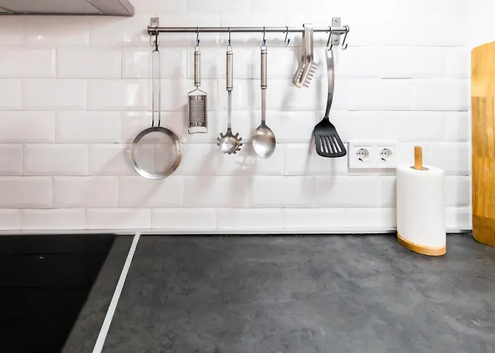 Akomodat En Luminoso Junto Al Paseo De La Ria Bilbao