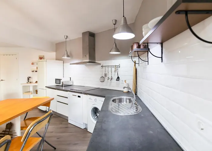 Akomodat En Luminoso Junto Al Paseo De La Ria Apartmán Bilbao