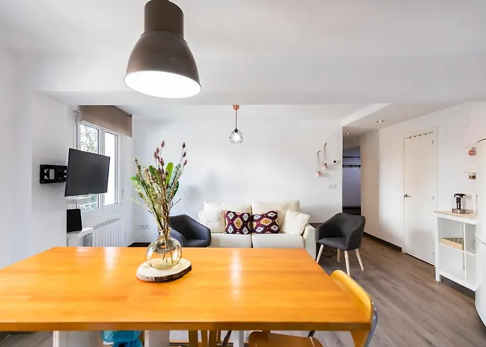 Akomodat En Luminoso Junto Al Paseo De La Ria Apartmán *